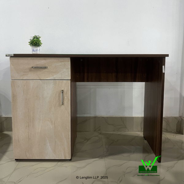 Winsome Furniture Study Table (006) Front View