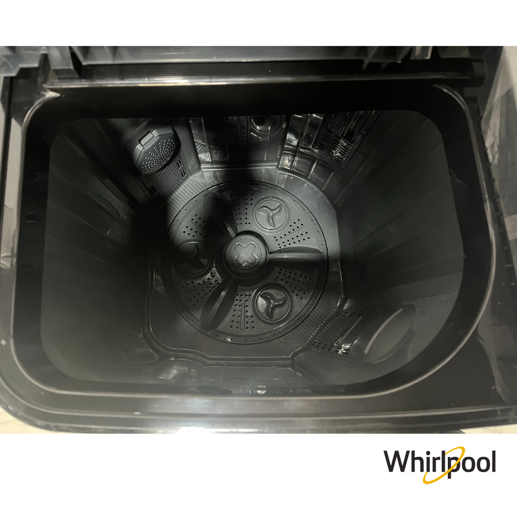 Whirlpool 7.5 Kg Maxxwash Premier Semi Automatic Washing Machine (Black, 30324) Wash Tub View