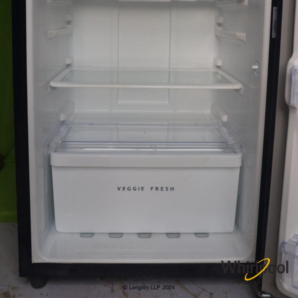 Whirlpool 180 Liters 1 Star Single Door Fridge (Sapphire Gloria, 72476) Vegetable Box